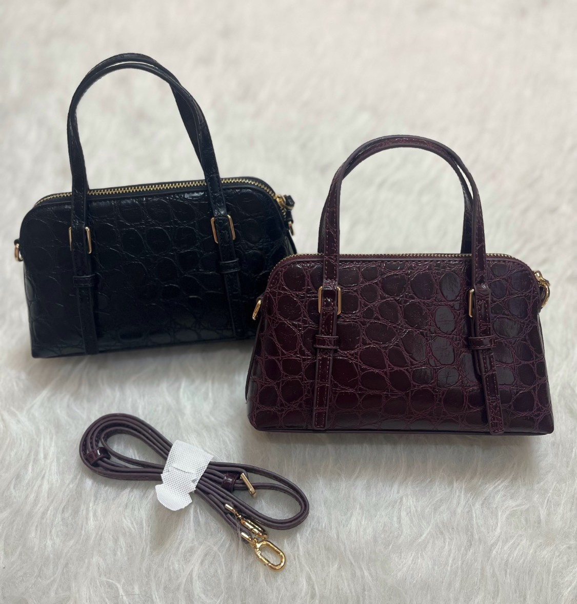 - صندل زنانه منگو شرابی | Mango Burgundy Kitten Heel Sandals - صندل زنانه منگو شرابی | mango burgundy kitten heel sandals - image 7