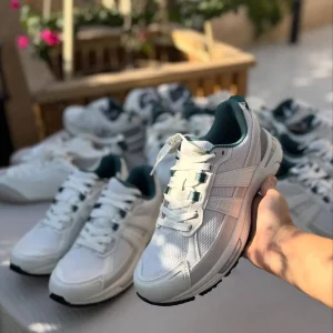 کتونی زنانه اویشو سفید