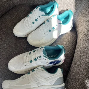 کتونی زنانه اویشو سفید