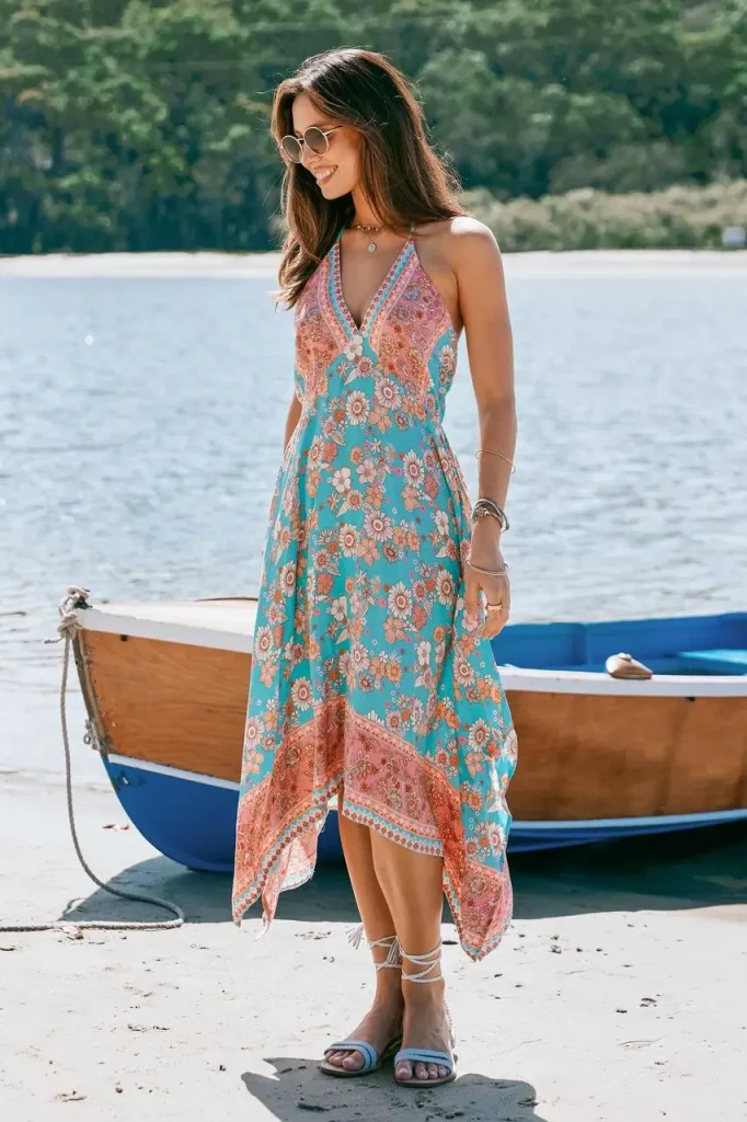 ساحلی طرح مینیمال صورتی آبی