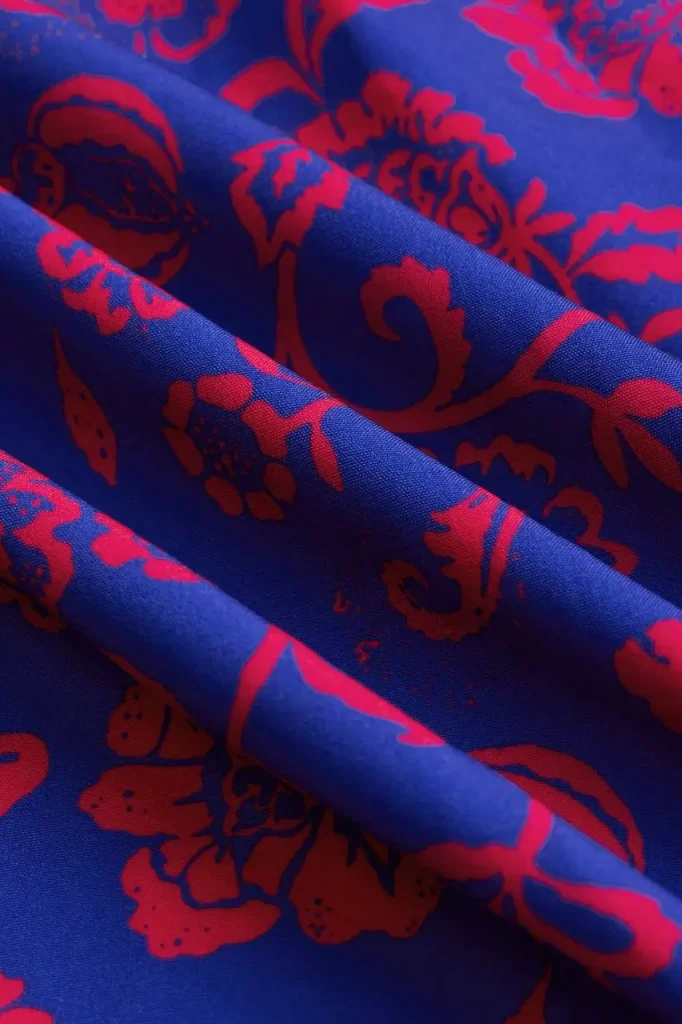 ساحلی طرح‌دار آبی بنفش