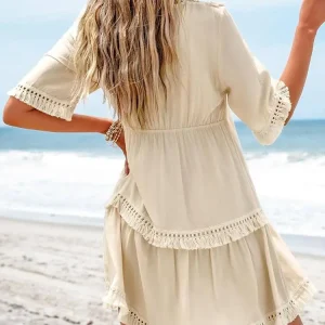 لباس ساحلی کوتاه توری یقه هفت کاپشی