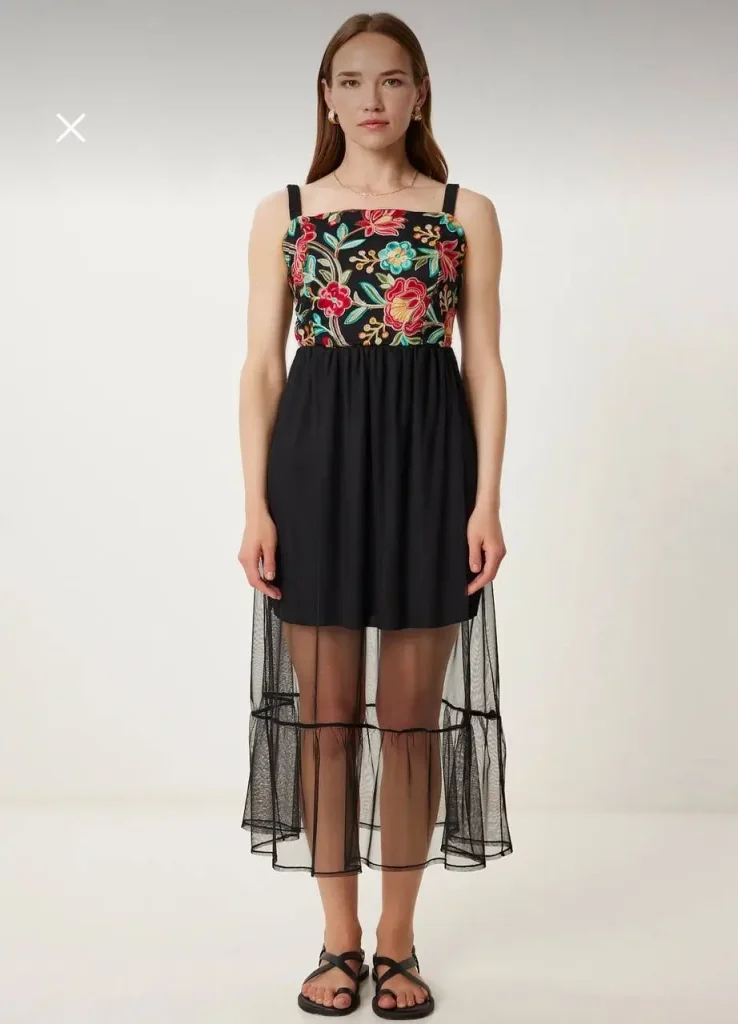 لباس مجلسی میدی گلدوزی شده