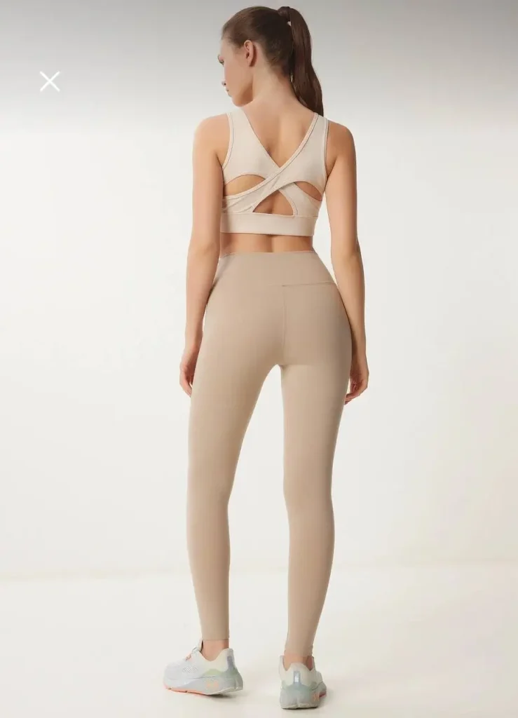 نیم‌ تنه ورزشی هپینس