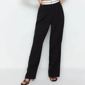- شلوار مشکی زنانه میلا | Milla Black Straight Leg Trousers - شلوار مشکی زنانه میلا