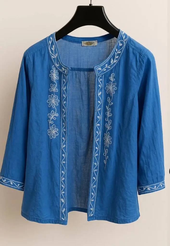 شومیز آبی گلدوزی شده زنانه ترک