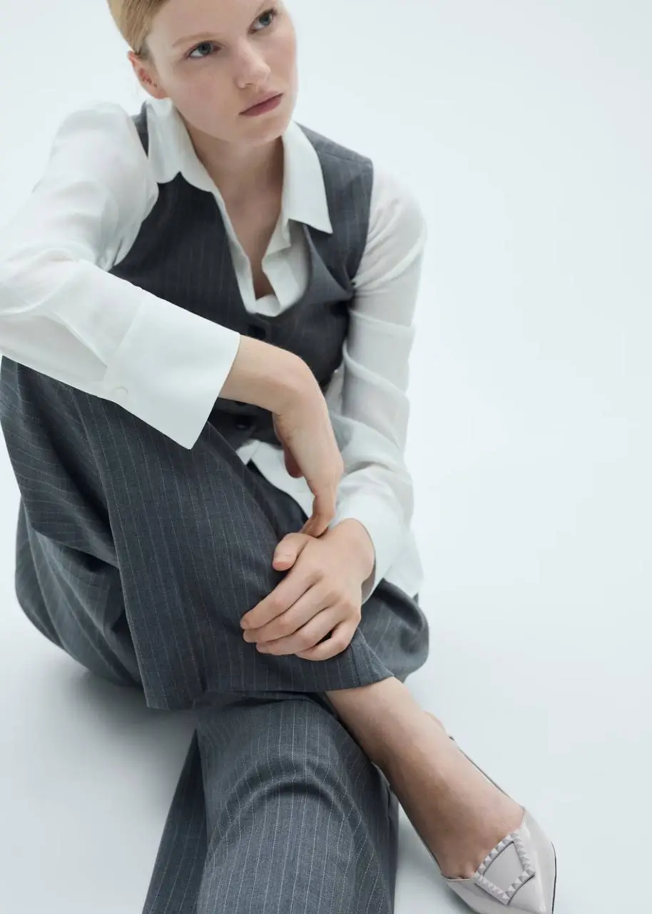 - صندل زنانه منگو خاکستری - صندل زنانه منگو خاکستری