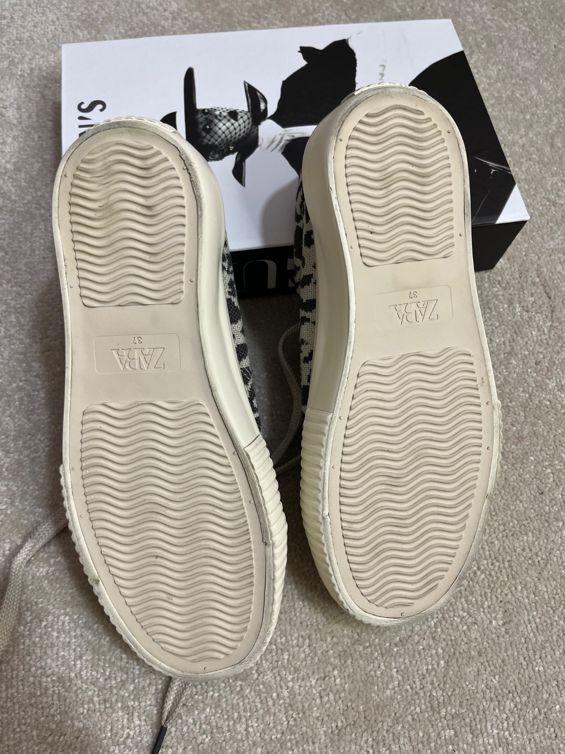 - کتونی زنانه پلنگی زارا Zara Leopard Print Sneakers - کتونی زنانه پلنگی زارا zara leopard print sneakers - image 8