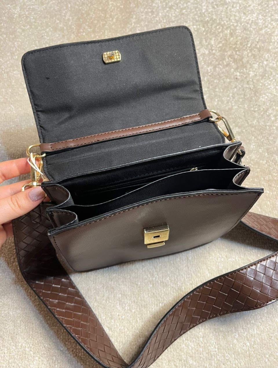 - کیف کراس بادی بافتدار انلی Only Woven Brown Crossbody Bag - کیف کراس بادی بافتدار انلی only woven brown crossbody bag - image 9