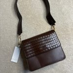 - کیف کراس بادی بافتدار انلی Only Woven Brown Crossbody Bag - کیف کراس بادی بافتدار انلی