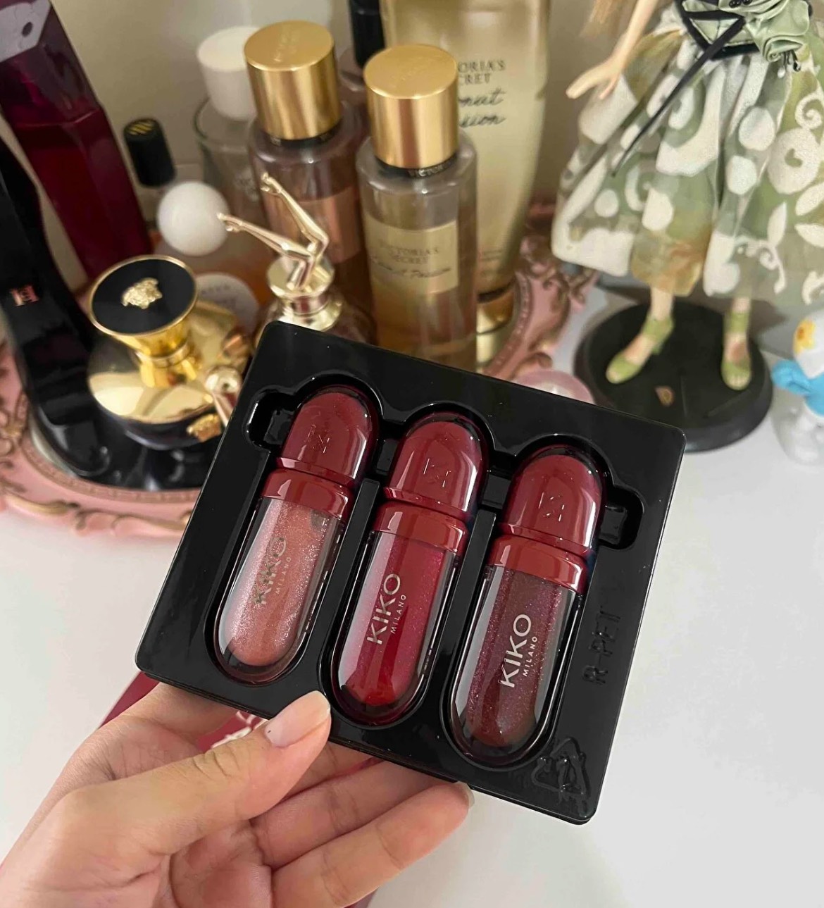 - پک سهعددی لیپ گلاس لوکس کیکو میلانو Kiko Milano Flirt Alert - پک سهعددی لیپ گلاس لوکس کیکو میلانو kiko milano flirt alert - image 4